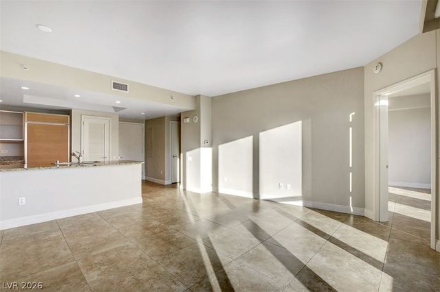 222 Karen Avenue 2805, Las Vegas, NV 89109