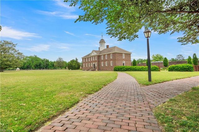 2133 S Henry St Unit 9, Williamsburg, VA 23185