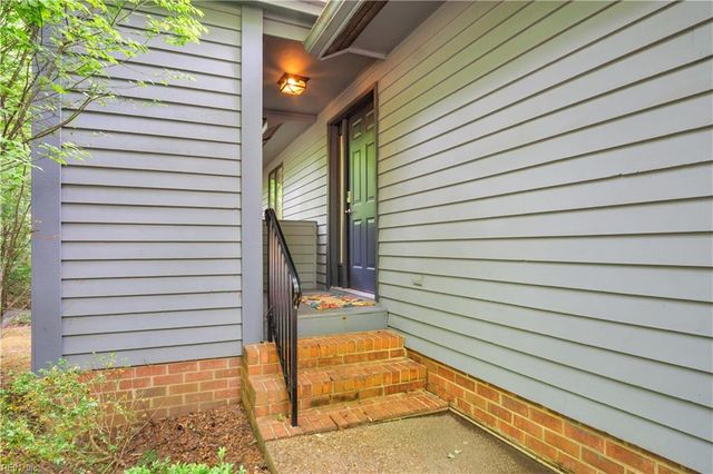 2133 S Henry St Unit 9, Williamsburg, VA 23185