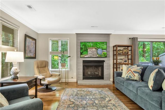 2133 S Henry St Unit 9, Williamsburg, VA 23185