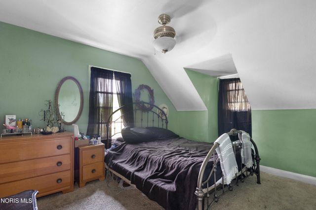 933 Searles Road, Toledo, OH 43607