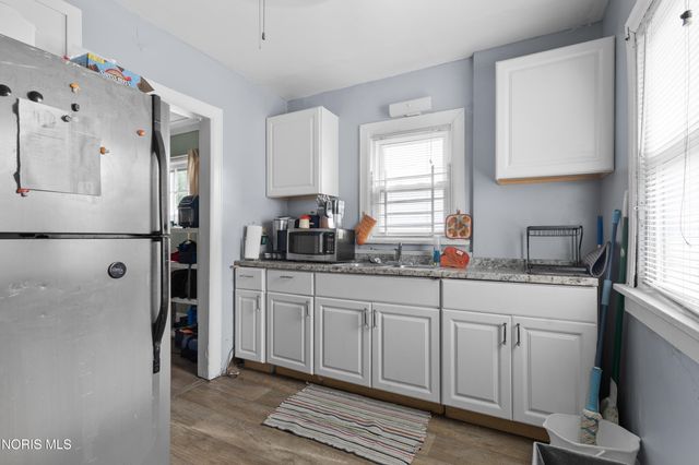 933 Searles Road, Toledo, OH 43607