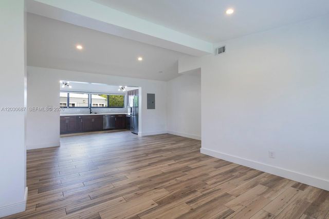 11431 SW 40th Terrace, Miami, FL 33165