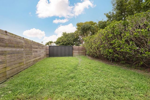 11431 SW 40th Terrace, Miami, FL 33165