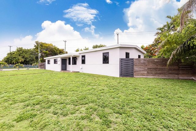 11431 SW 40th Terrace, Miami, FL 33165
