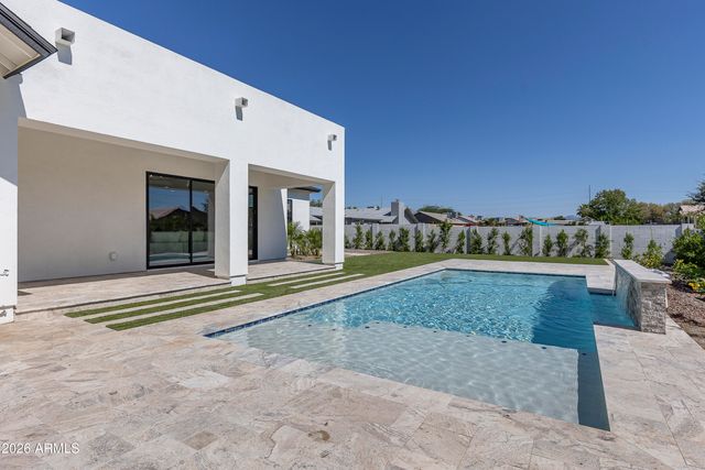 3025 E ROSEMONTE Drive, Phoenix, AZ 85050