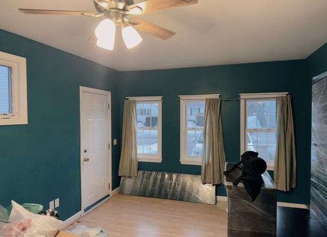 84 Chester St, Worcester, MA 01605