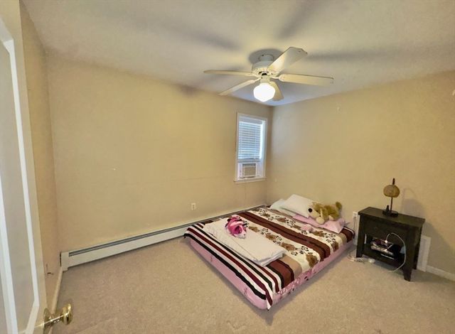 84 Chester St, Worcester, MA 01605