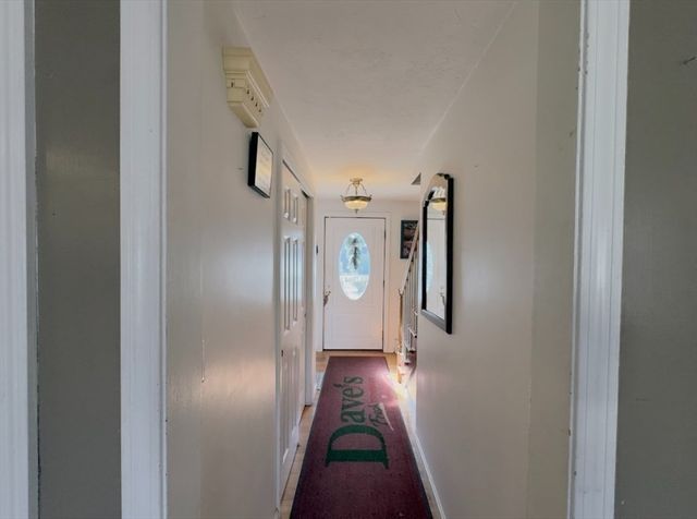 84 Chester St, Worcester, MA 01605