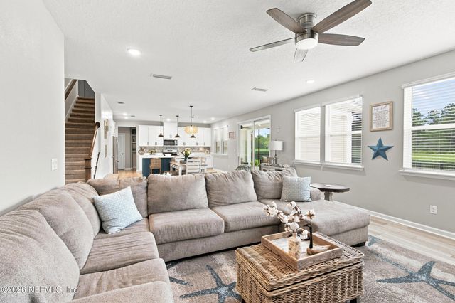 373 WAMBAW Drive, St. Johns, FL 32259