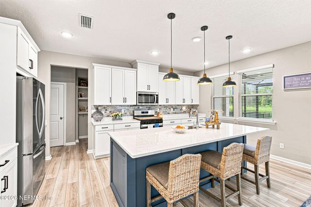 373 WAMBAW Drive, St. Johns, FL 32259