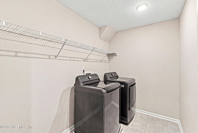 373 WAMBAW Drive, St. Johns, FL 32259