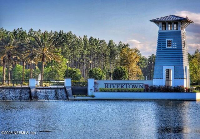373 WAMBAW Drive, St. Johns, FL 32259