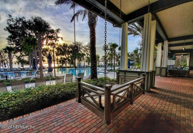 373 WAMBAW Drive, St. Johns, FL 32259