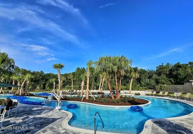 373 WAMBAW Drive, St. Johns, FL 32259