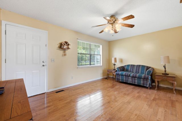 311 Foster Lane SE, Cleveland, TN 37311