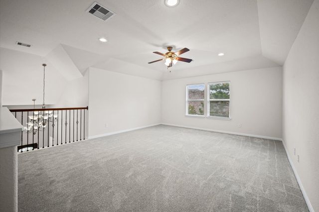 10 Log House Court, Tomball, TX 77375