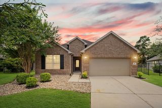 10 Log House Court, Tomball, TX 77375
