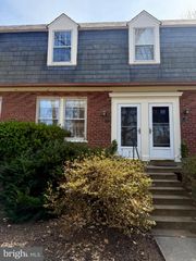 1501 S EDGEWOOD ST #572, Arlington, VA 22204