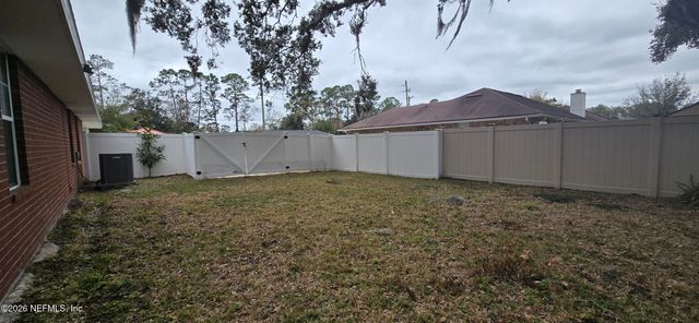 6149 DUCLAY Road, Jacksonville, FL 32244