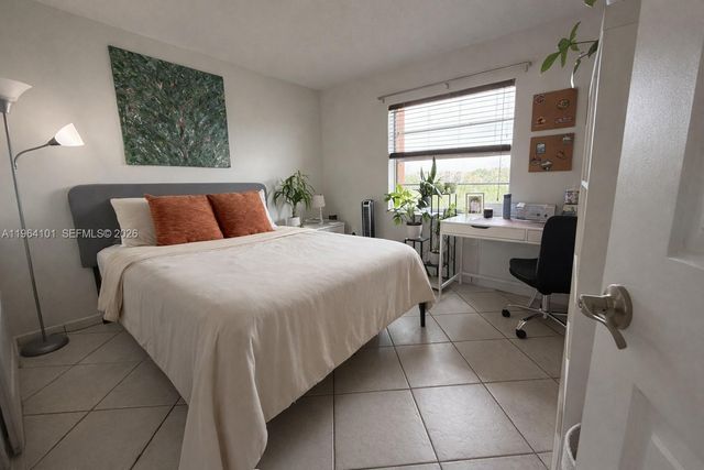 9455 W Flagler St C407, Miami, FL 33174