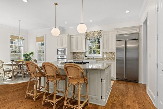 215 Ferryman Lane, Daniel Island, SC 29492