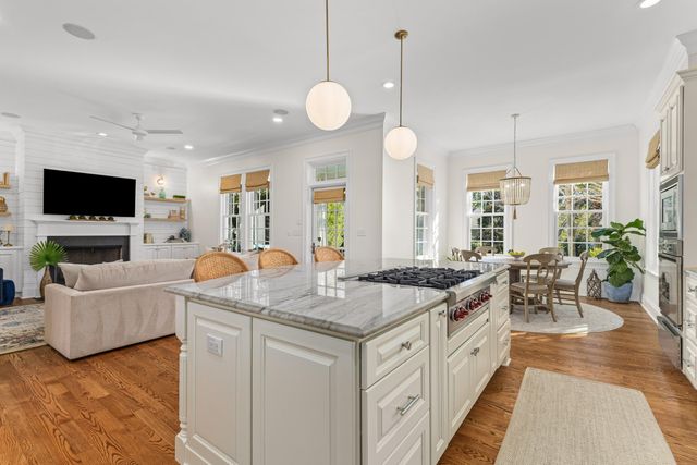 215 Ferryman Lane, Daniel Island, SC 29492