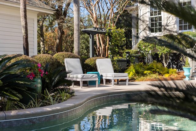 215 Ferryman Lane, Daniel Island, SC 29492