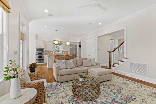 215 Ferryman Lane, Daniel Island, SC 29492