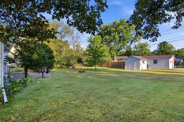 1002 W Spruce Street, Chippewa Falls, WI 54729