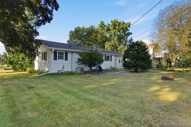 1002 W Spruce Street, Chippewa Falls, WI 54729