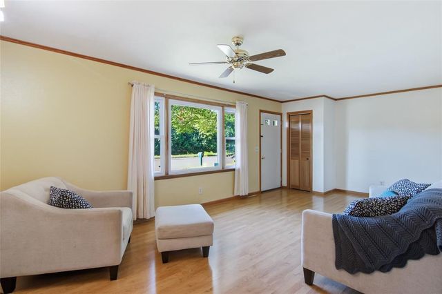 1002 W Spruce Street, Chippewa Falls, WI 54729