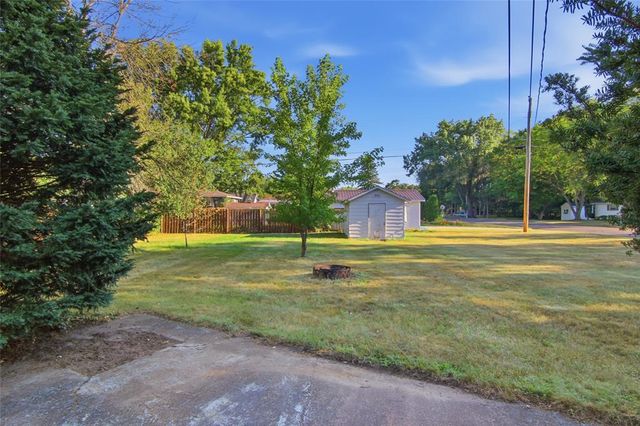 1002 W Spruce Street, Chippewa Falls, WI 54729