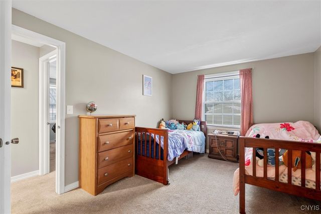 5976 Darby Road, Cicero, NY 13039