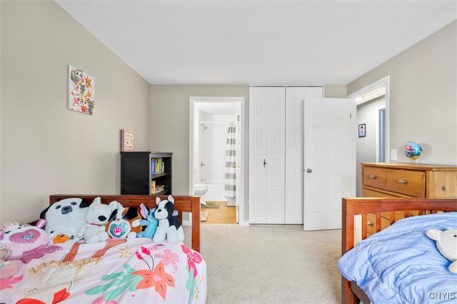 5976 Darby Road, Cicero, NY 13039