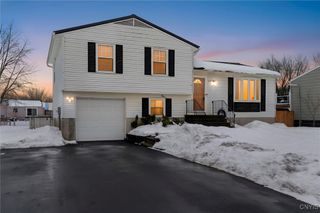 5976 Darby Road, Cicero, NY 13039