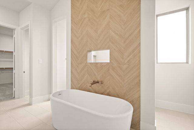 305 Chapel View Court, Heath, TX 75032