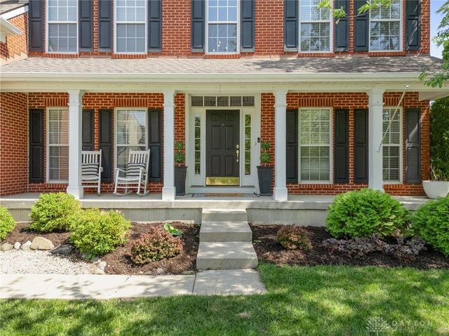 8 Stanton Drive, Springboro, OH 45066