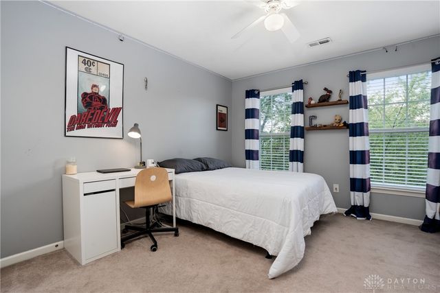 8 Stanton Drive, Springboro, OH 45066
