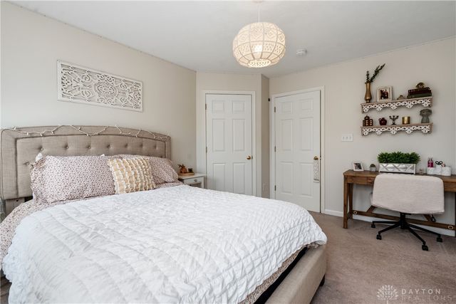 8 Stanton Drive, Springboro, OH 45066