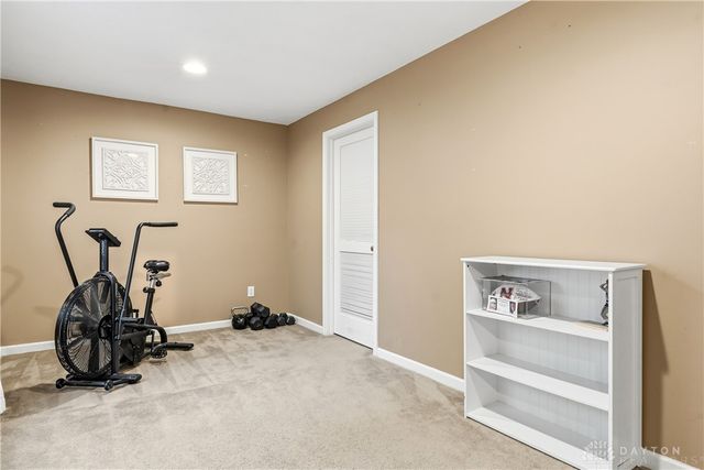 8 Stanton Drive, Springboro, OH 45066