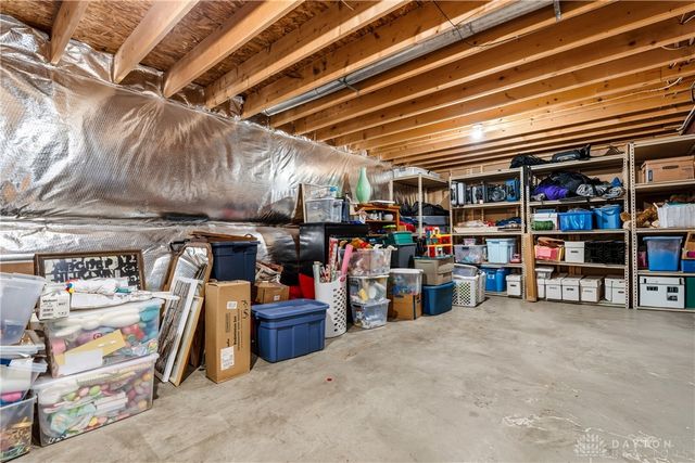 8 Stanton Drive, Springboro, OH 45066