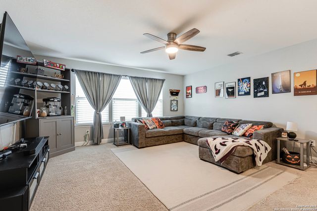 7939 Stalemate Cove, San Antonio, TX 78254