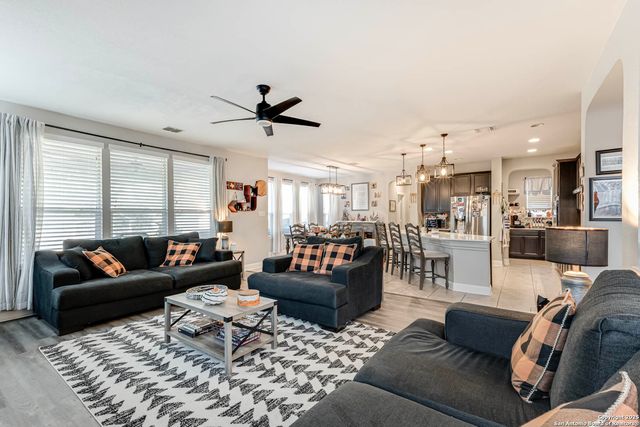 7939 Stalemate Cove, San Antonio, TX 78254