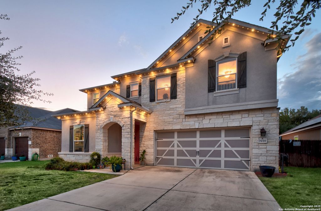 7939 Stalemate Cove, San Antonio, TX 78254