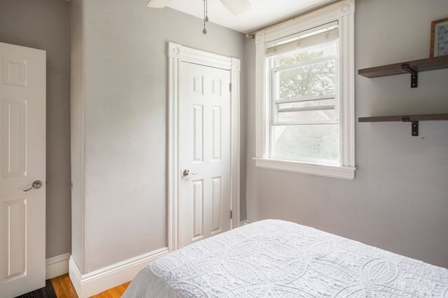 50 Columbia St, Swampscott, MA 01907