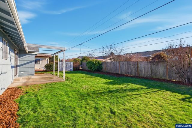 1386 Vanderbeck Ln, Woodburn, OR 97071