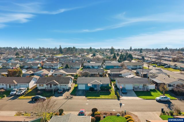 1386 Vanderbeck Ln, Woodburn, OR 97071