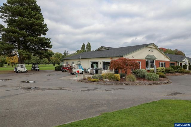 1386 Vanderbeck Ln, Woodburn, OR 97071