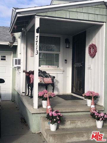7713 Genesta Avenue, Los Angeles, CA 91406